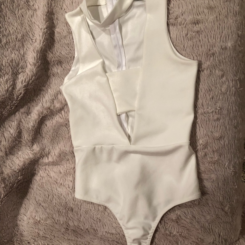 White choker bodysuit